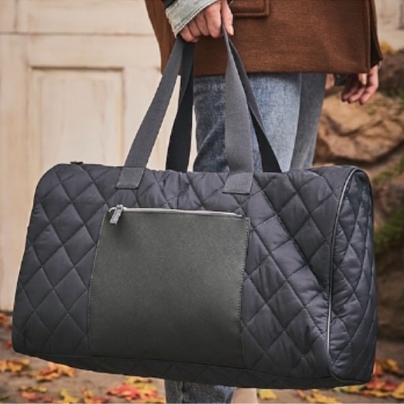 Navy Quilted Weekender Bag by DSW - Picture 3 of 9